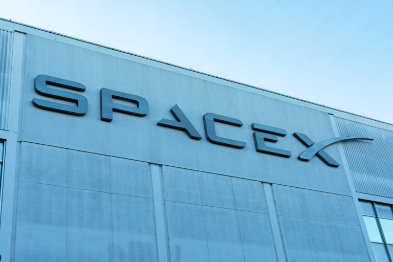SpaceX to buy $17 billion EchoStar spectrum, boosting direct-to-device services