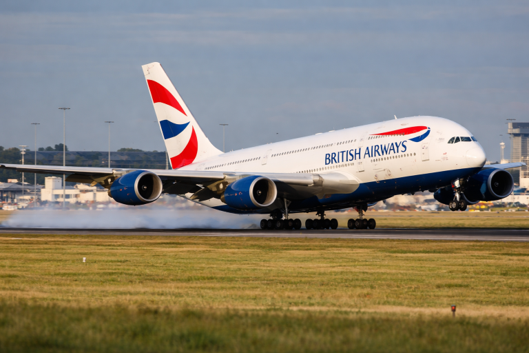 IAG share price ready for take-off as jet fuel costs fall